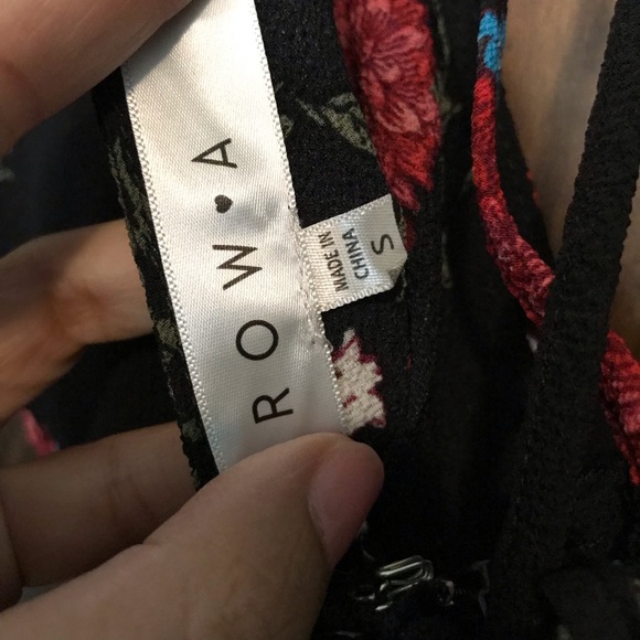 ROW A Black & Red Romper - Picture 3 of 4